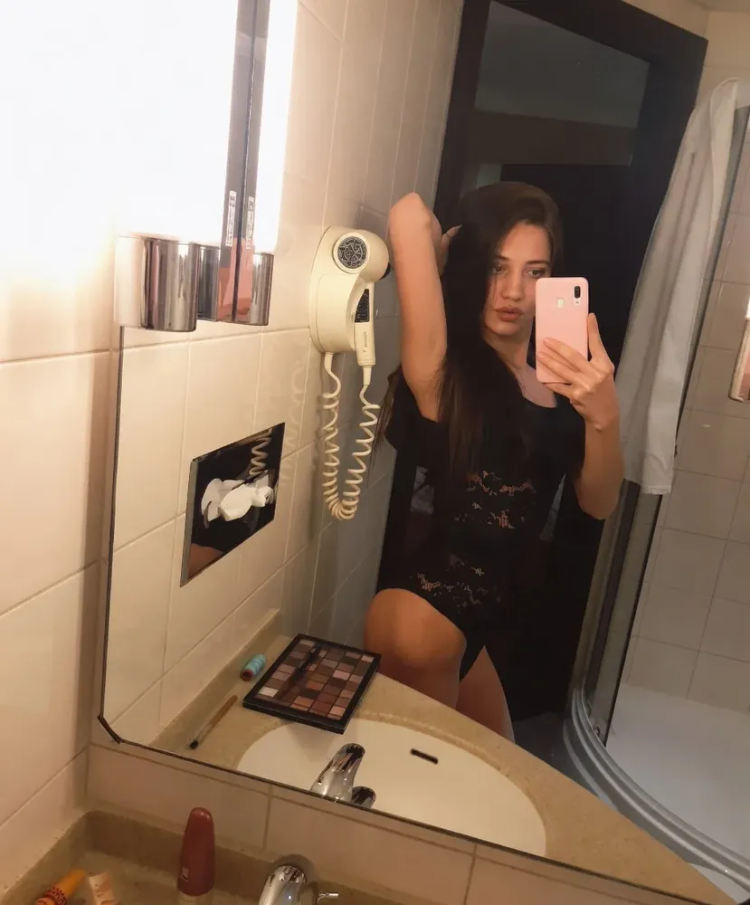 Милана, 23 года — эротический массаж в Новосибирске — фото 2