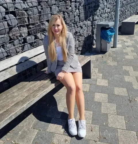 Екатерина — массаж лингама Новосибирска